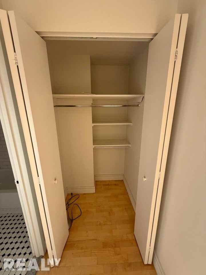 W 96th St #514 - Photo 6 of 7