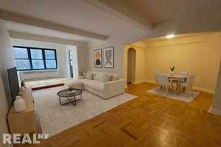 E 56th St #7G - Photo 1 of 1