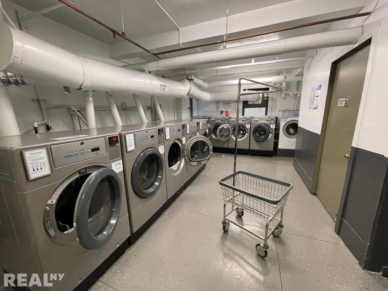 E 56th St #7G - Photo 5 of 5