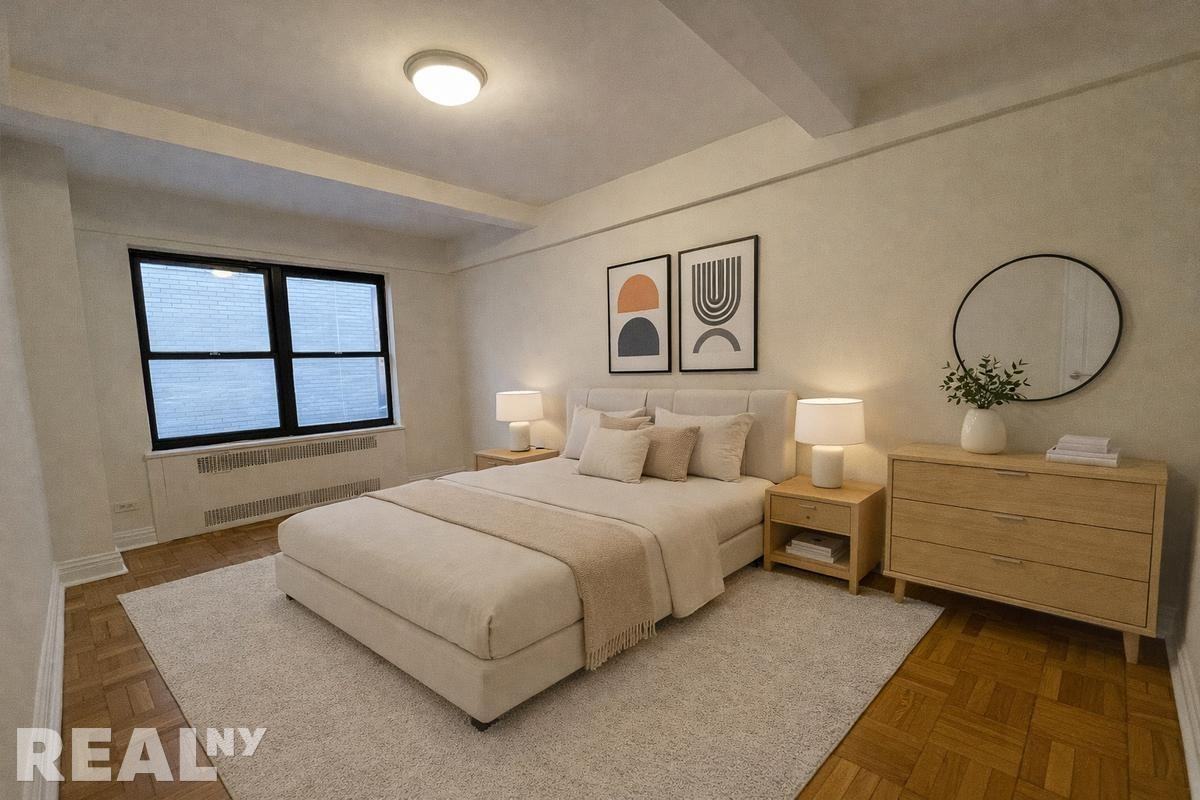 E 56th St #10G - Photo 2 of 8