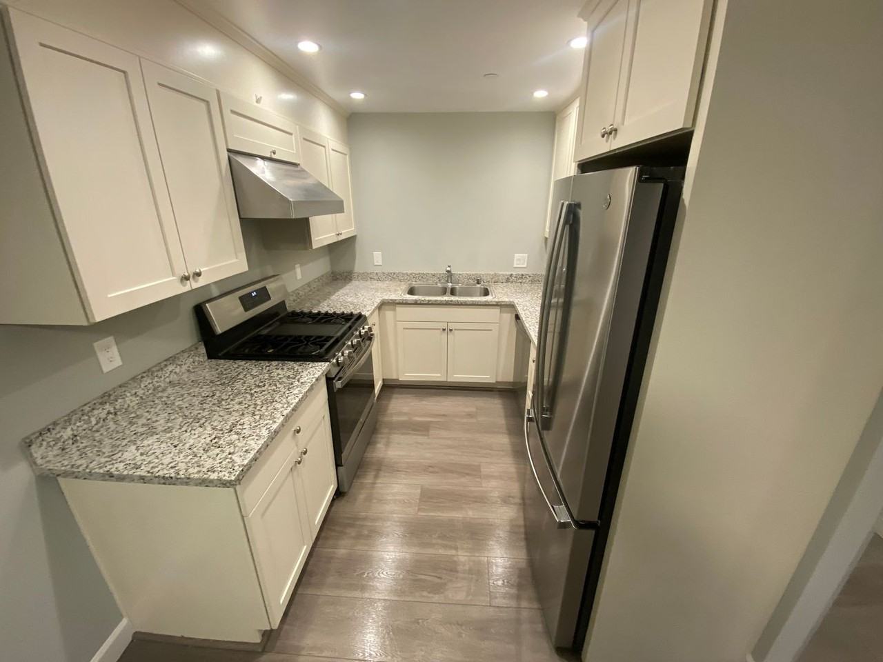 4124 Lyon Ave - Photo 2 of 19