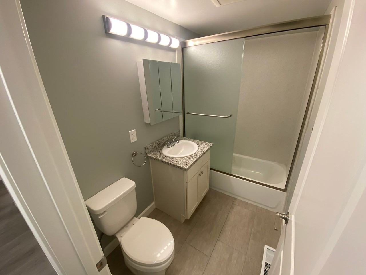 4124 Lyon Ave - Photo 6 of 19