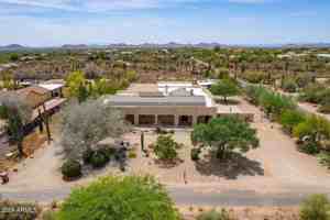 featured image of 26960 N 61st St