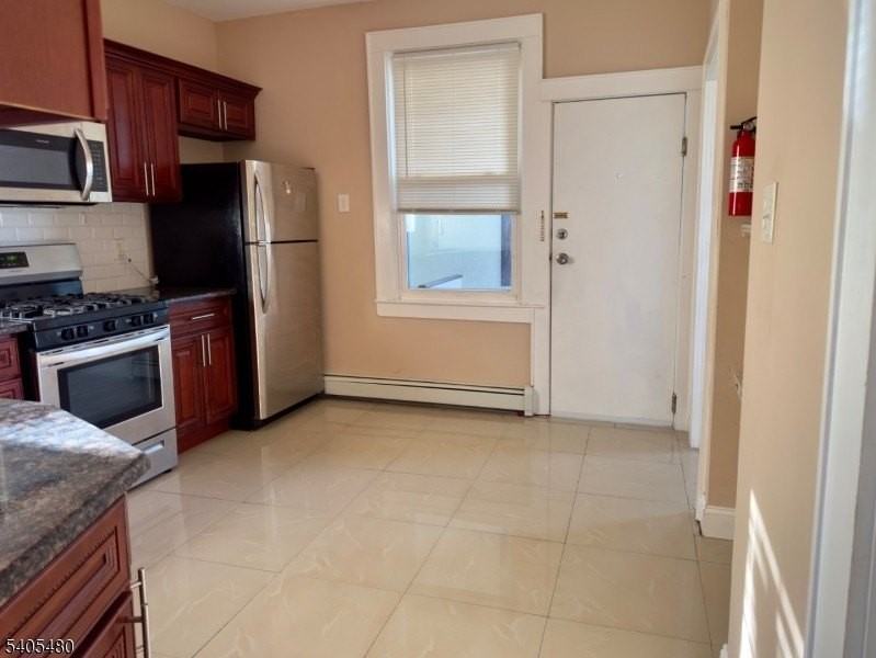 245 22nd St - Photo 2 of 17