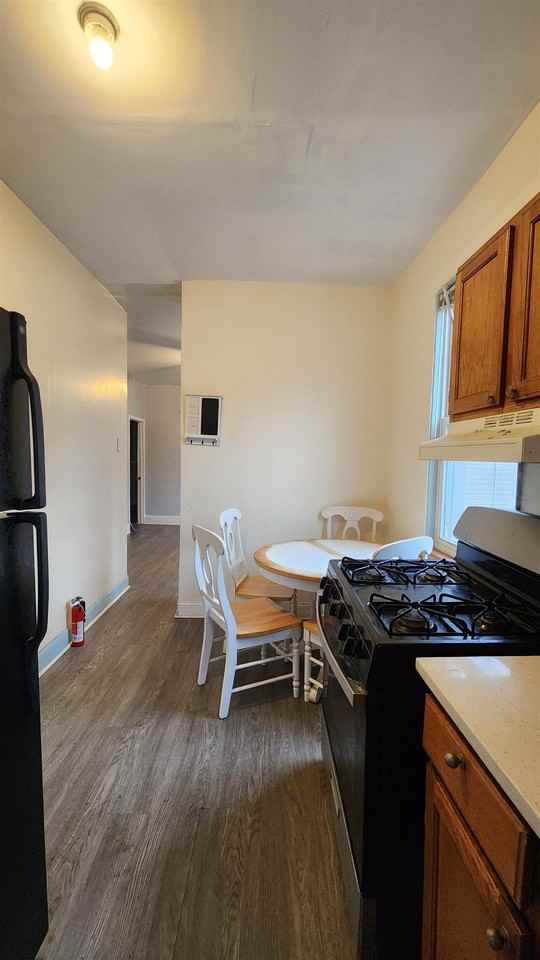 75A Clifton Pl #2 - Photo 6 of 12