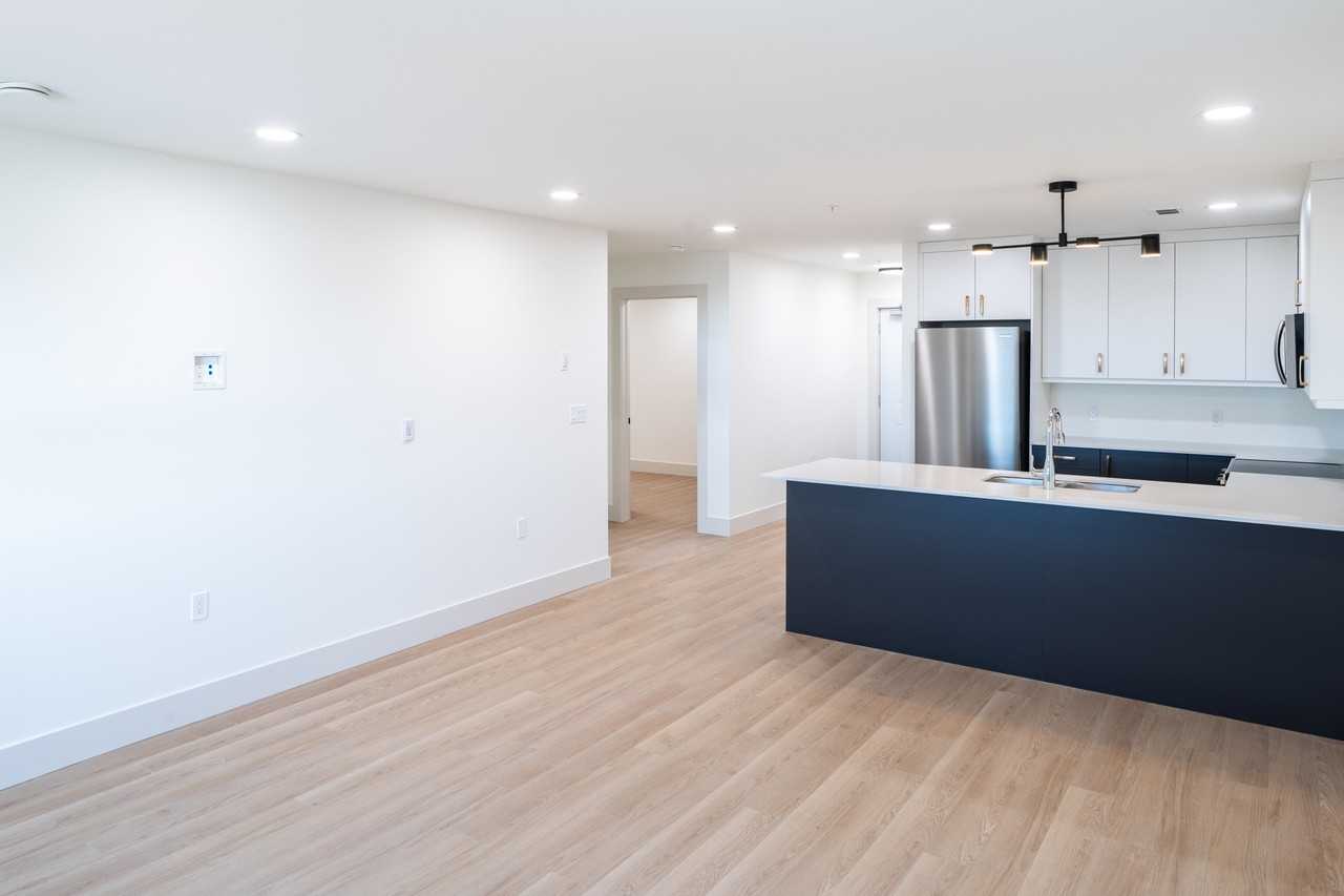 9 Irving Avenue - Photo 3 of 14