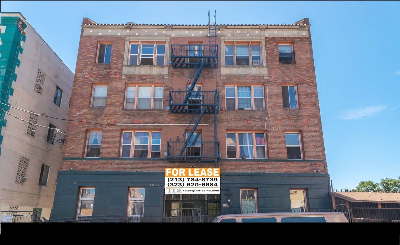 1812 W 5th Street - Photo 2 of 13