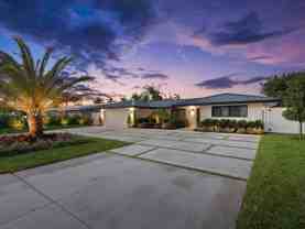 511 Se 14th St #1 - Photo 1 of 1