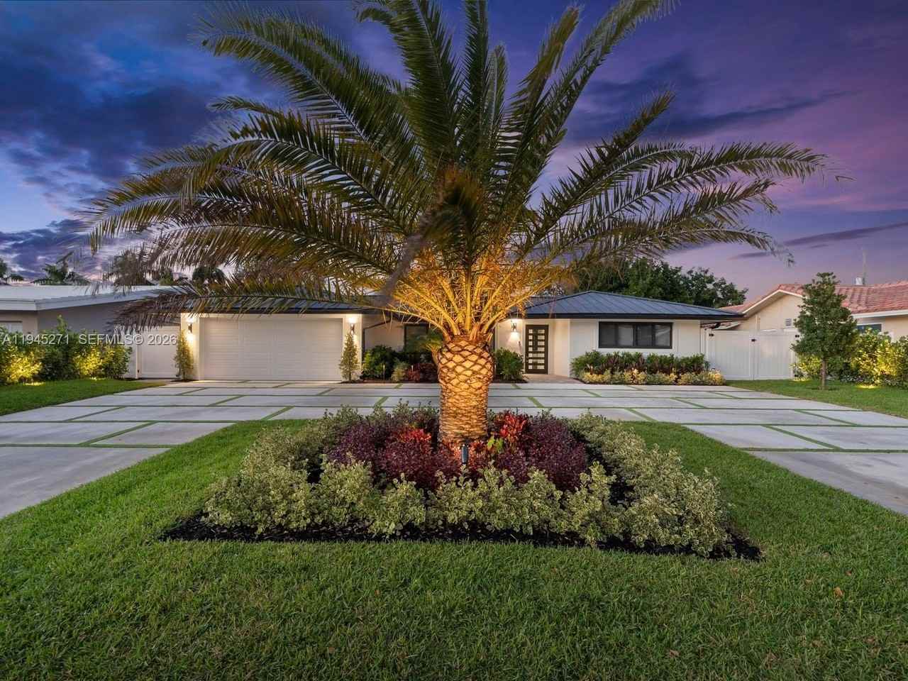 511 Se 14th St #1 - Photo 2 of 20