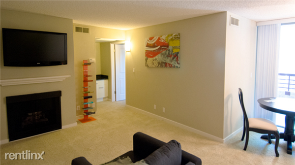 Franklin Ave & Vine St - Photo 2 of 7