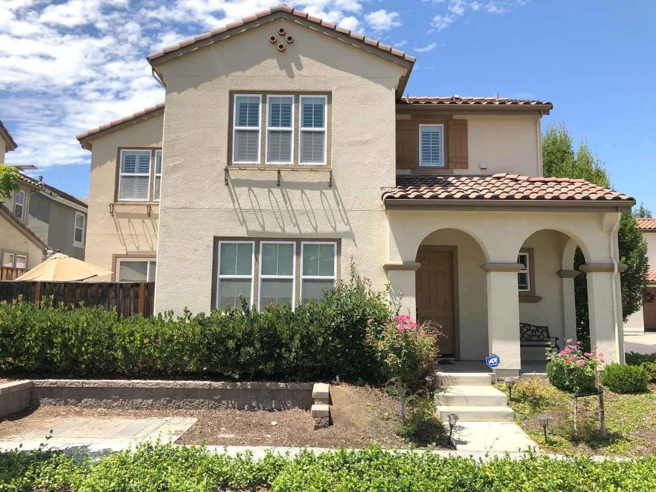 3273 La Rochelle Way - Photo 2 of 20