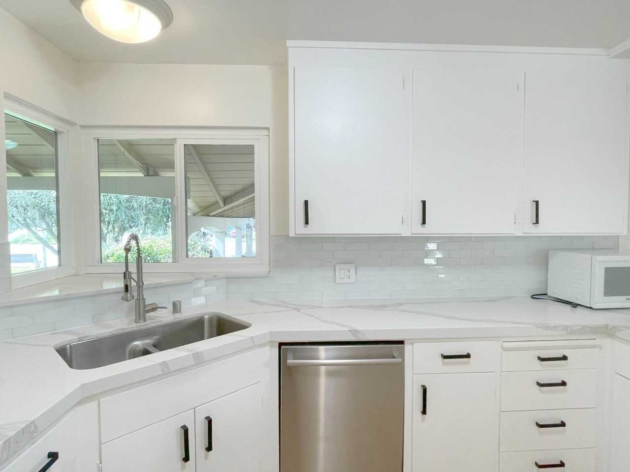 429 Kiely Blvd - Photo 6 of 19