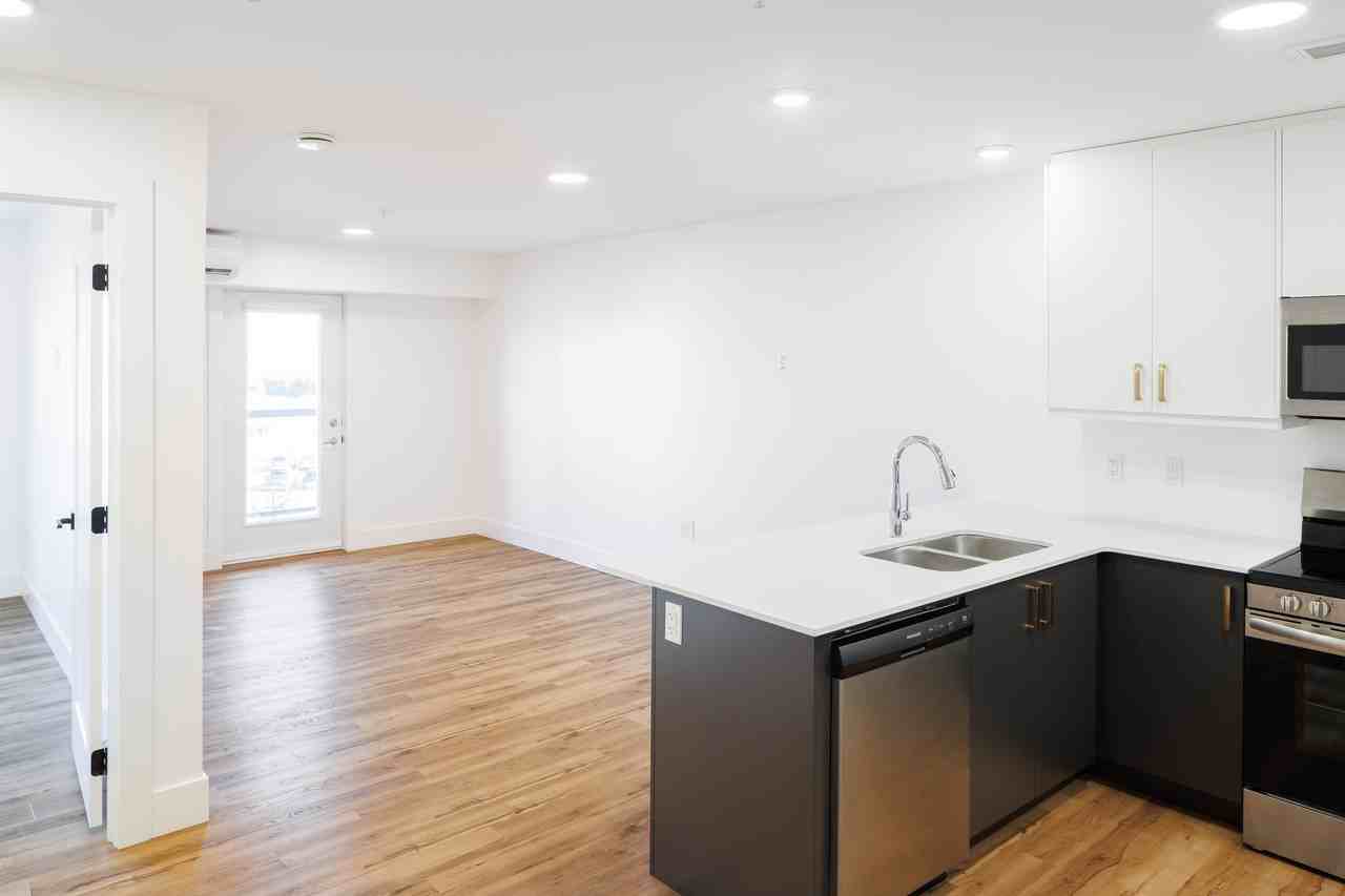 213 Simmons Avenue - Photo 3 of 10
