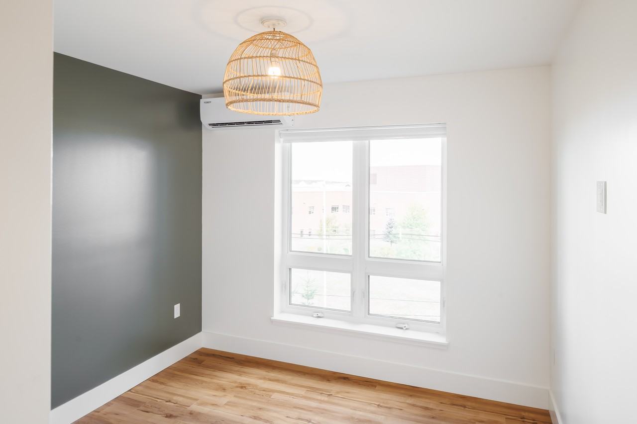 213 Simmons Avenue - Photo 5 of 10