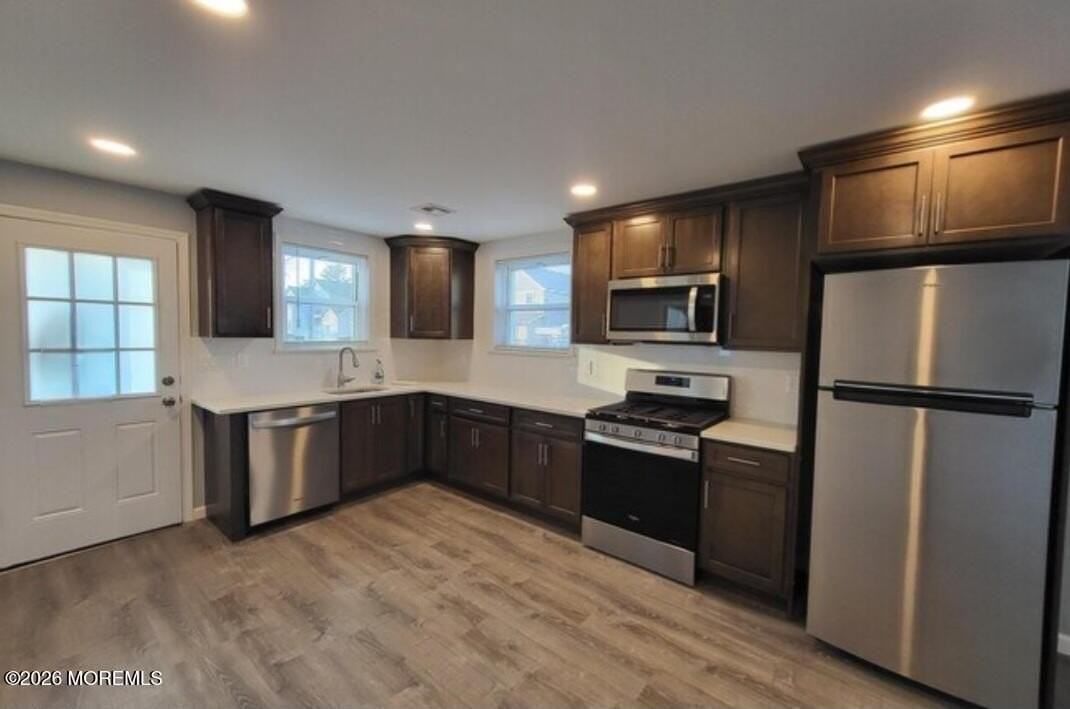 700 Anglesea Ave - Photo 7 of 14