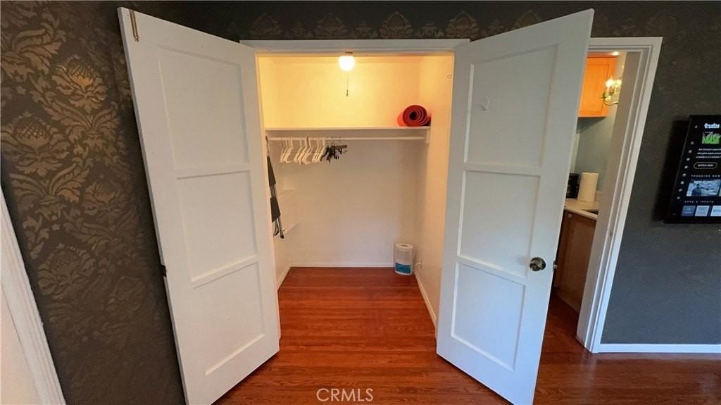 2020 N Las Palmas Ave - Photo 6 of 16