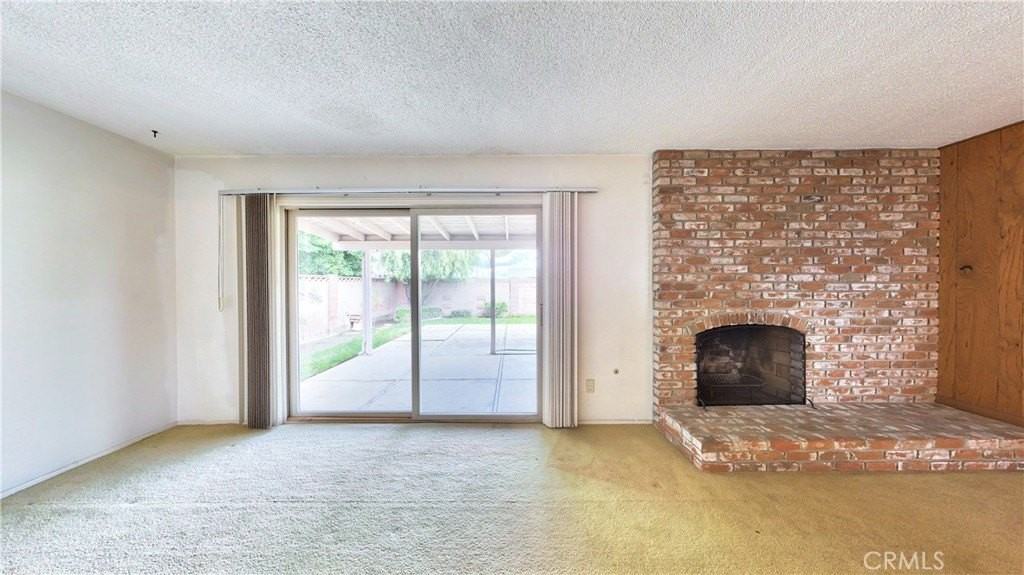 6731 Killarney Ave - Photo 6 of 34