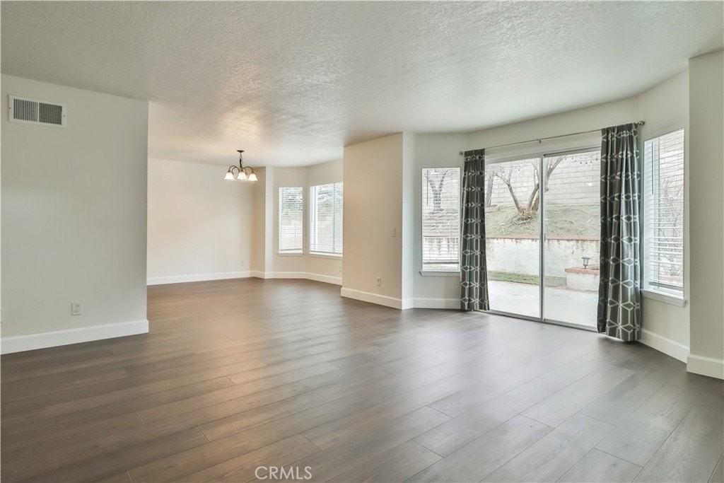 19908 Lisa Ln - Photo 6 of 50