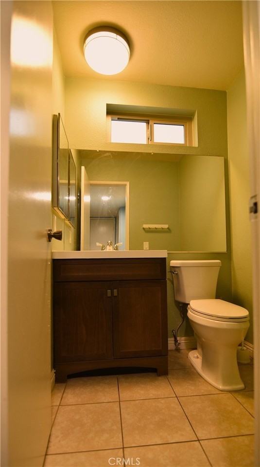 3545 Eucalyptus St - Photo 4 of 17