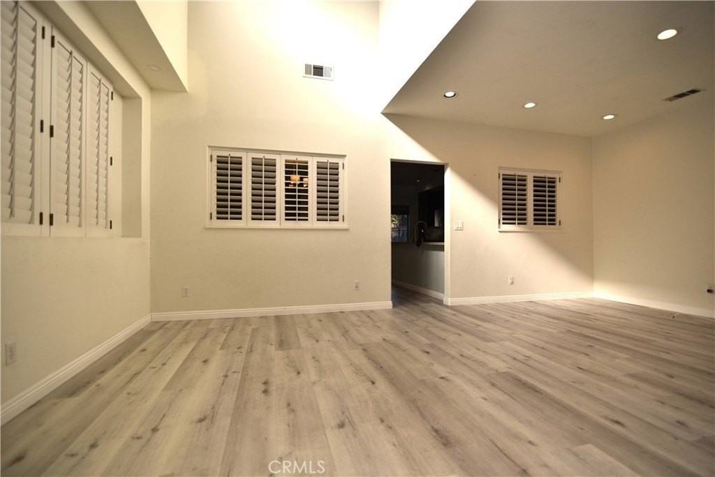 2062 Lake Shore Dr #A - Photo 5 of 25