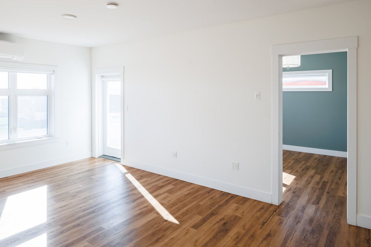 76 Kensington Road - Photo 6 of 16