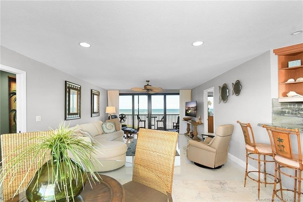 2375 Ne Ocean Blvd Apt E402 #E402 - Photo 5 of 50