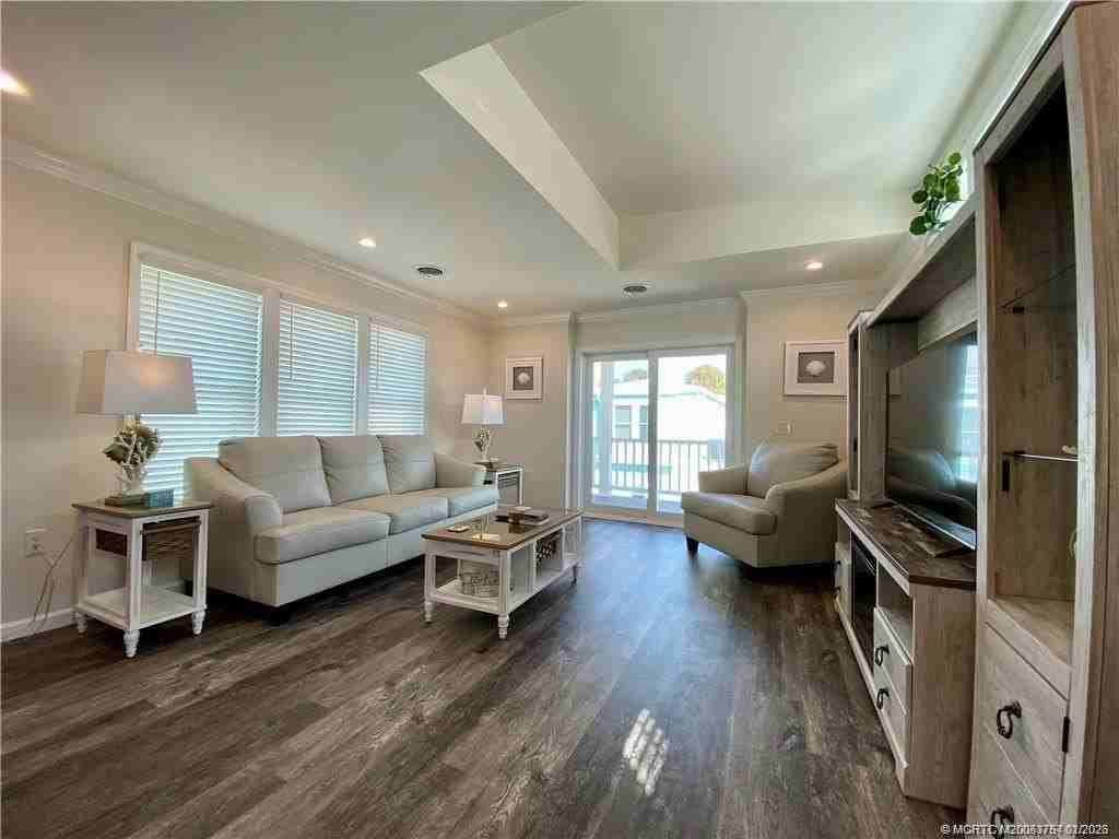 2646 Ne Pelican Way - Photo 5 of 50