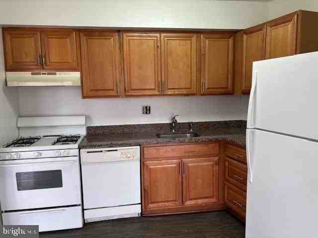 14624 Bauer Dr Apt 6 #6 - Photo 2 of 21