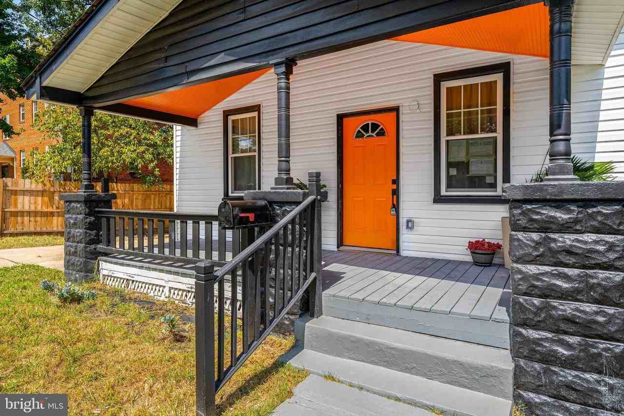 2800 Upshur St - Photo 6 of 50