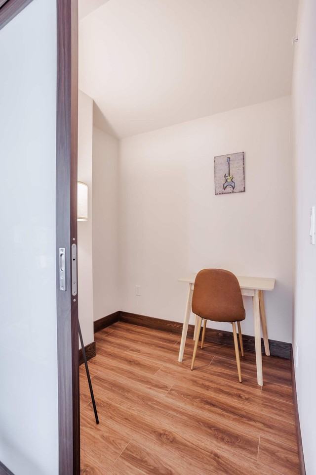 1 W 4th St #1223671P - Photo 4 of 14