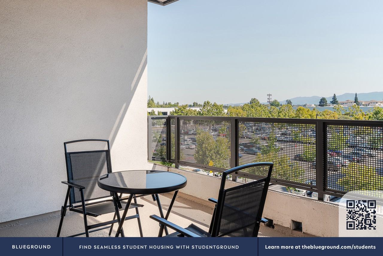 3560 Rambla Pl #1947 - Photo 7 of 50