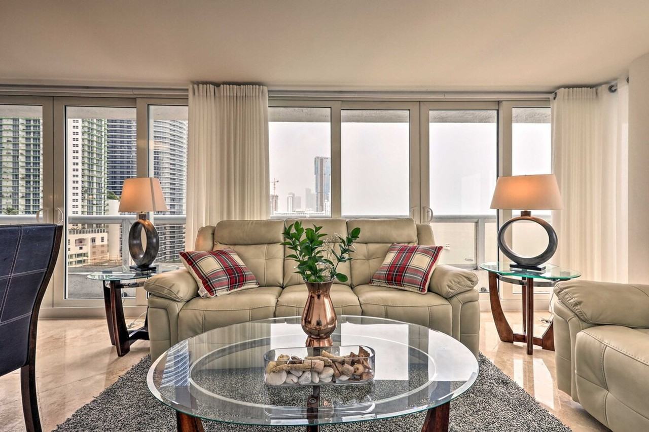 1717N N Bayshore Dr #1307476P - Photo 2 of 23