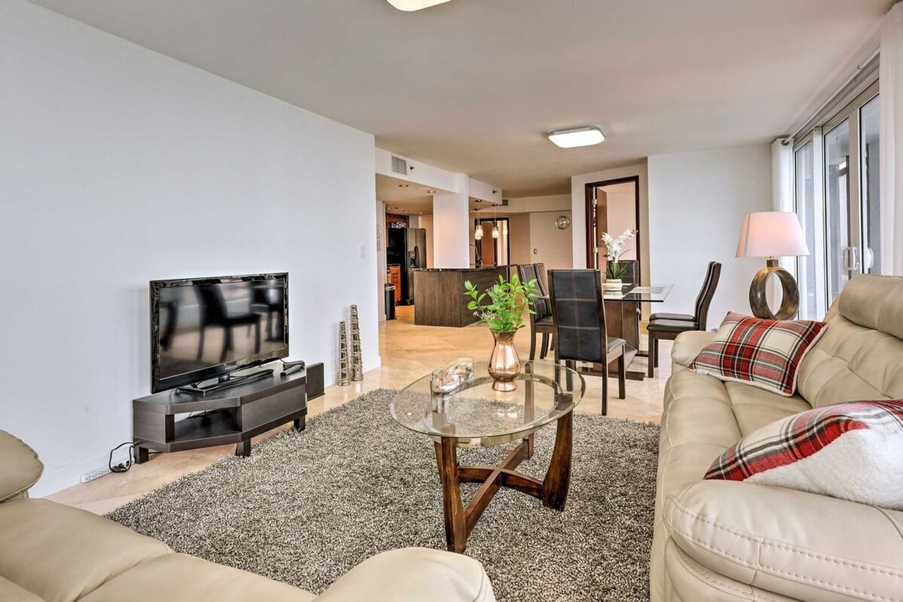 1717N N Bayshore Dr #1307476P - Photo 3 of 23