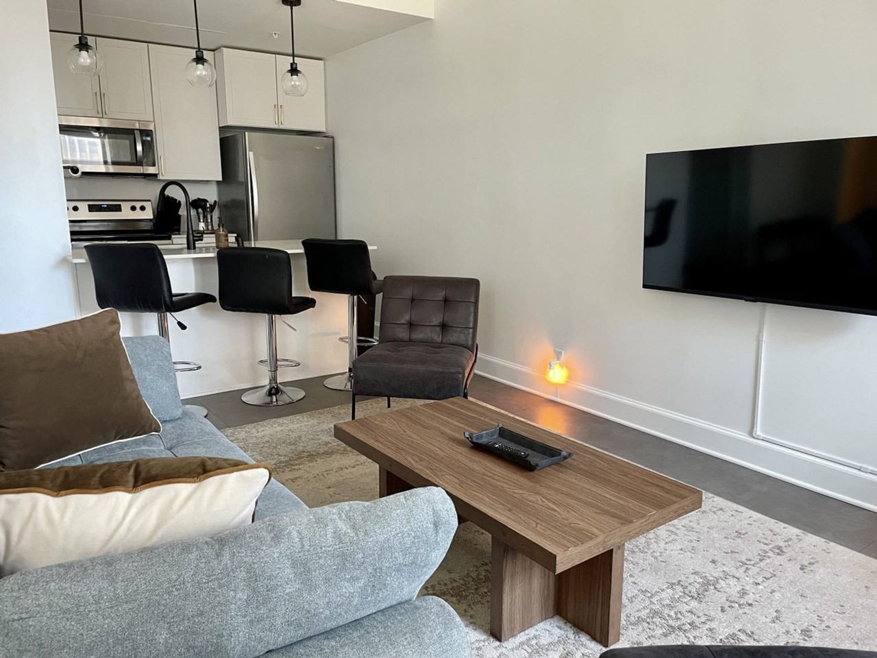 758 N Broadway #1379069P - Photo 6 of 16