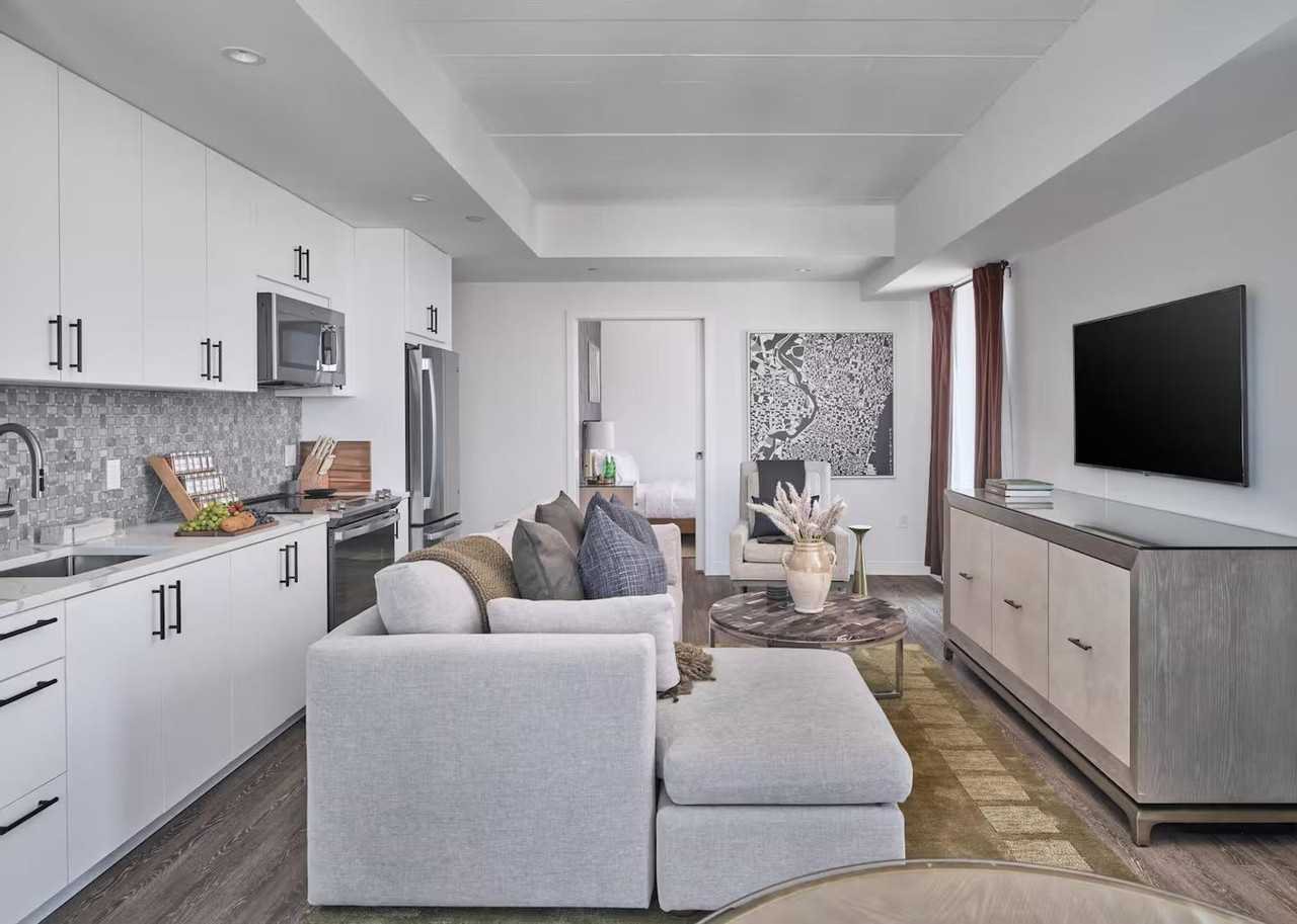 200 Spring Garden St #1383003P - Photo 3 of 28