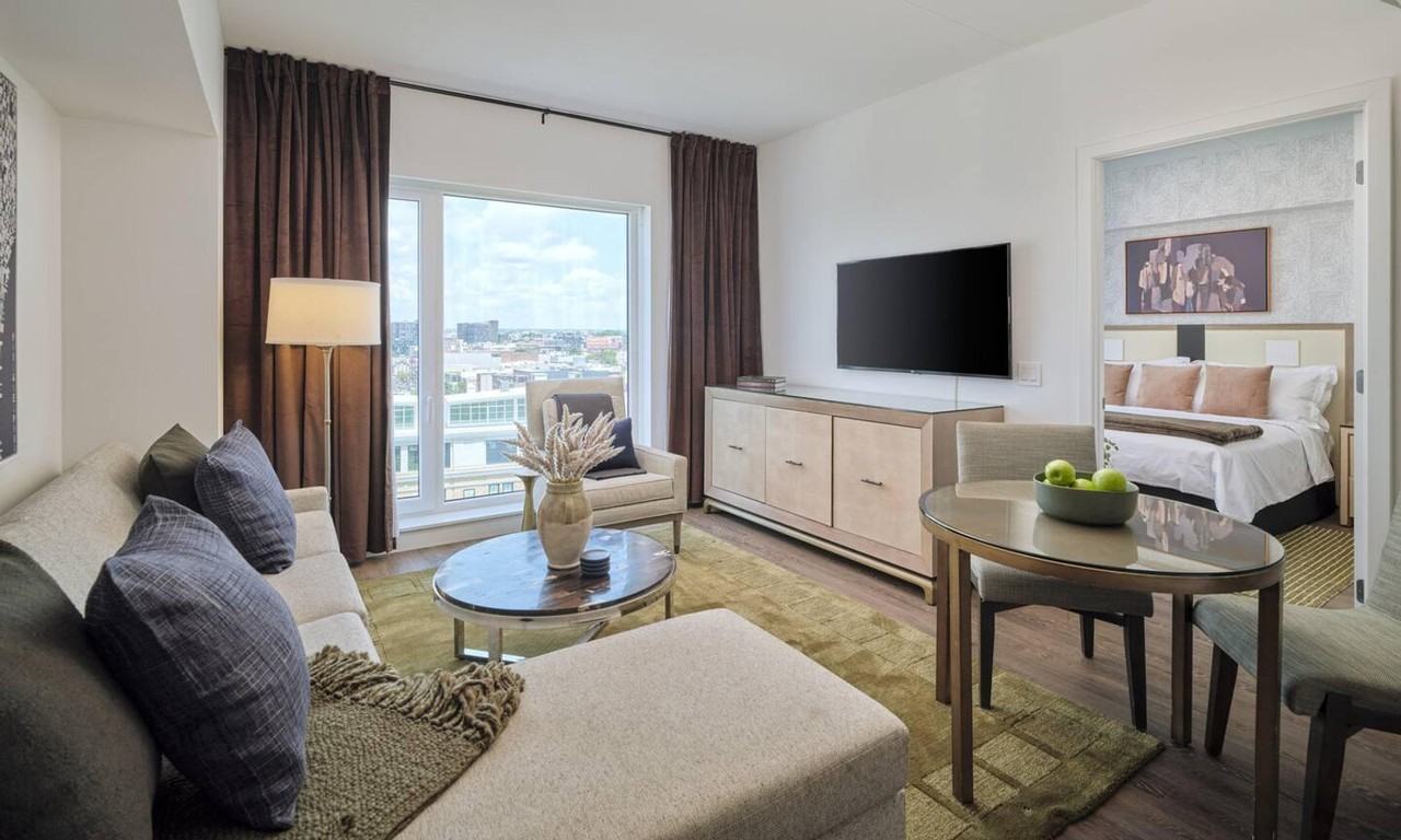 200 Spring Garden St #1383003P - Photo 4 of 28