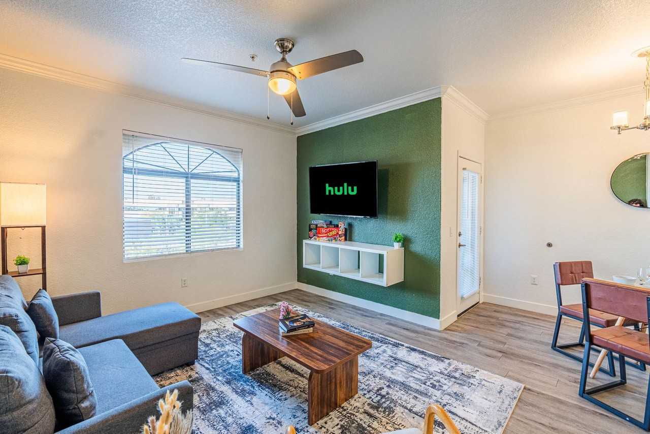 2150 S 55th St #1386551P - Photo 5 of 50