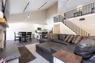 815 Columbine Dr - Photo 1 of 1