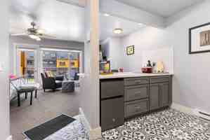 featured image of 600 S Park Ave