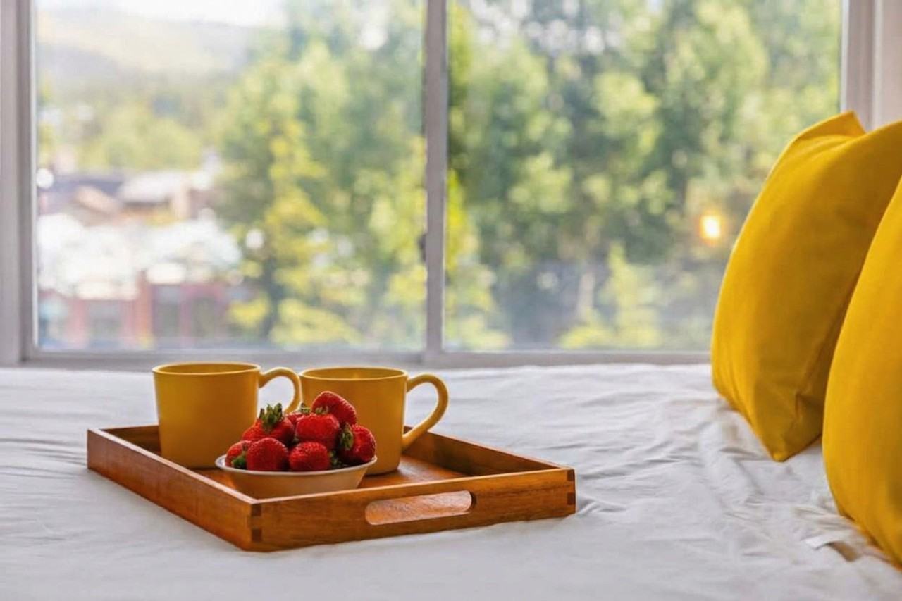 110 S Park Ave #1387655P - Photo 2 of 19