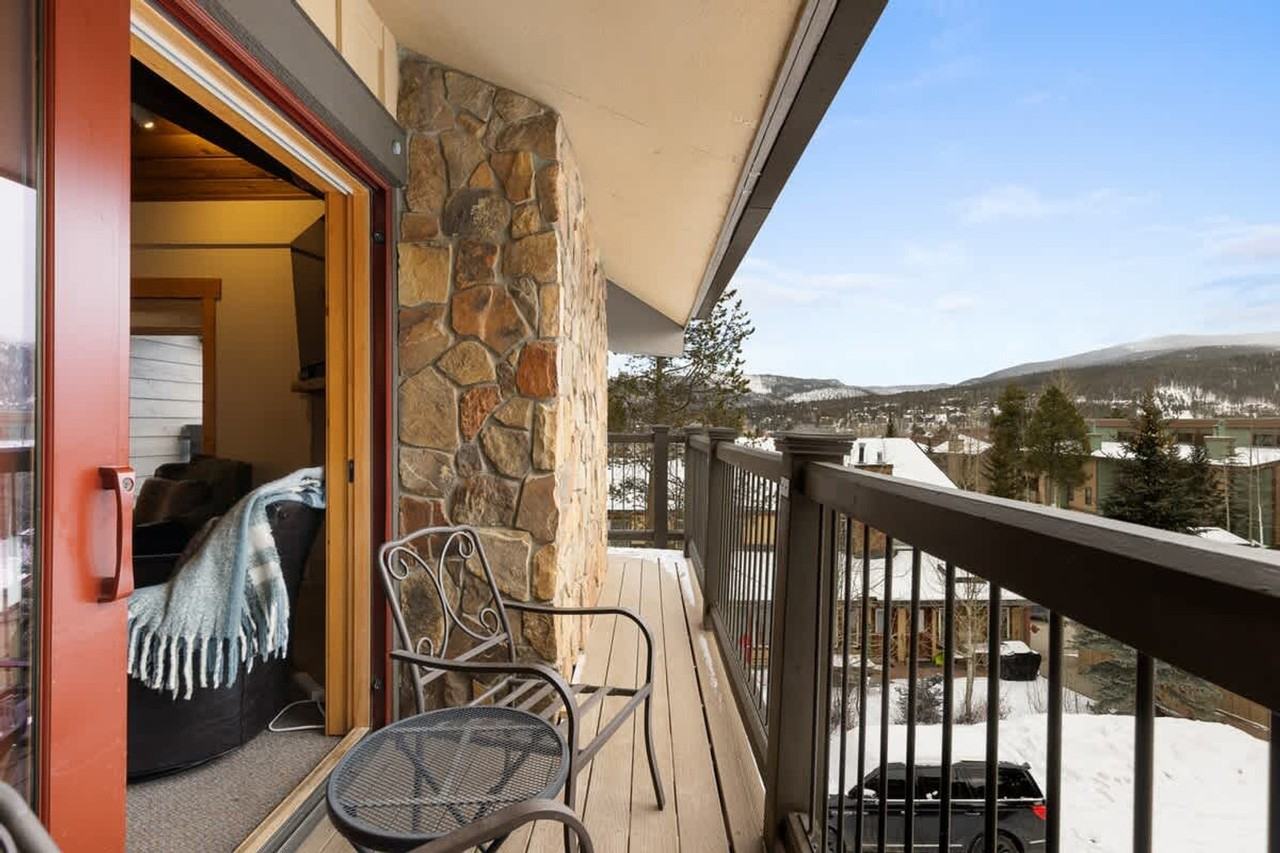 500 4 O Clock Road #1387659P - Photo 6 of 32