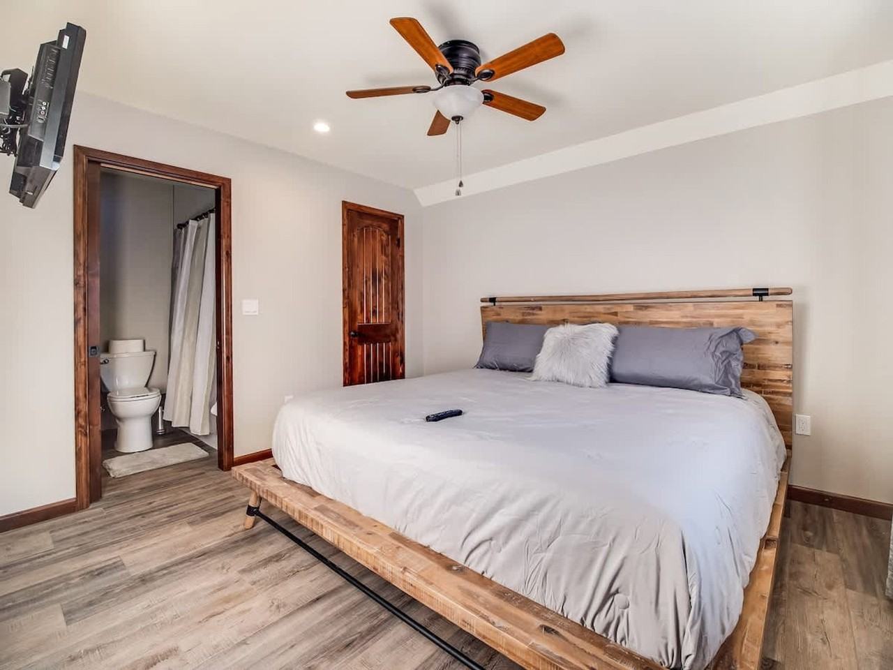 743 Lagoon Dr #1387657P - Photo 4 of 23