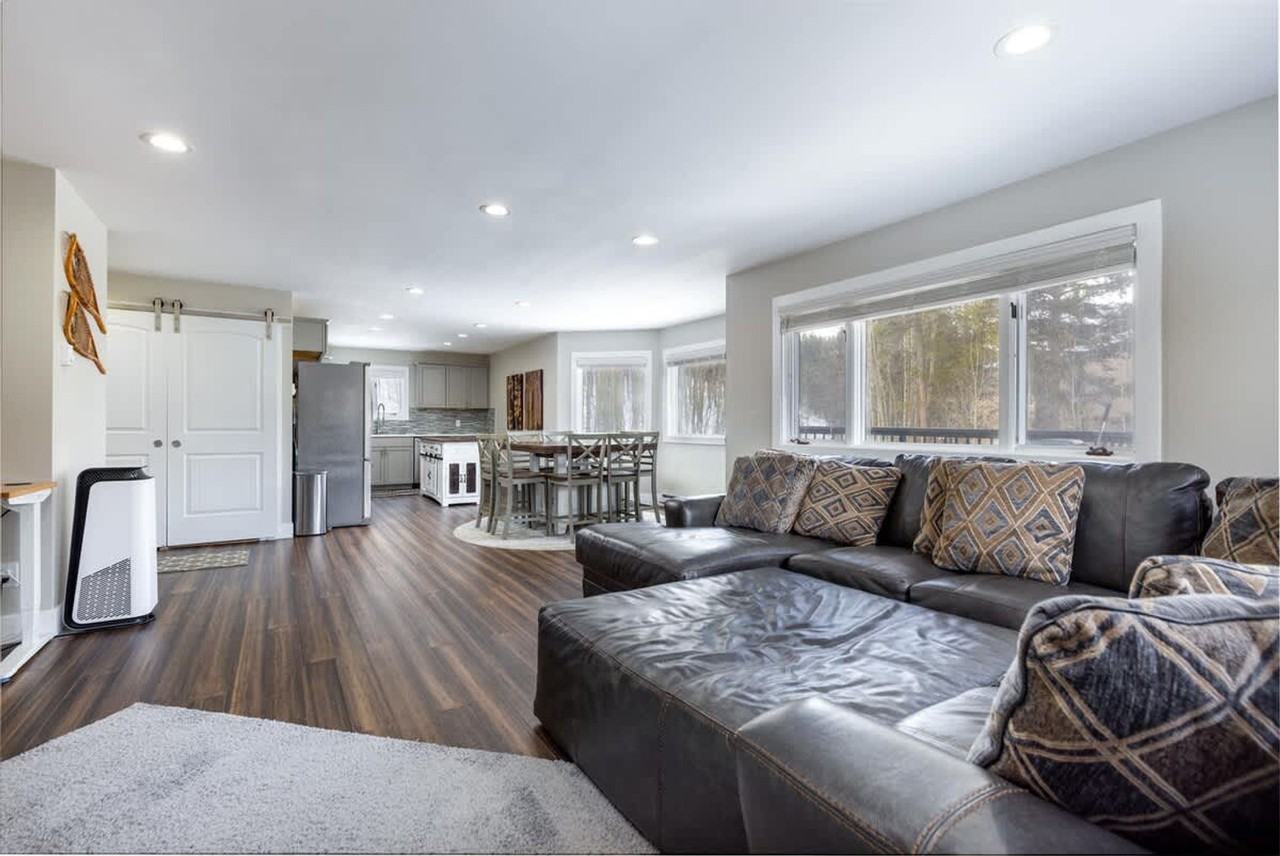 290 Broken Lance Dr #1387670P - Photo 2 of 28