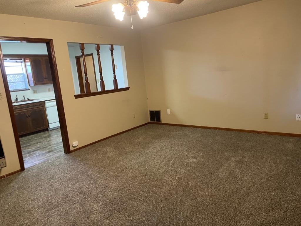 1703 N 10th St - Photo 4 of 14