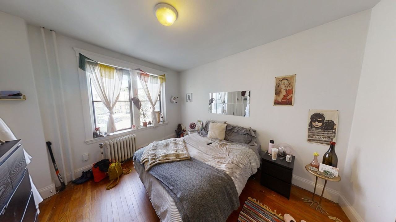 6 Sutherland Rd #41 - Photo 2 of 9