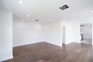 17016 Van Ness Ave - Photo 1 of 1