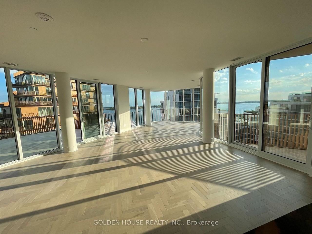 155 Merchants' Wharf #1222 - Photo 4 of 25