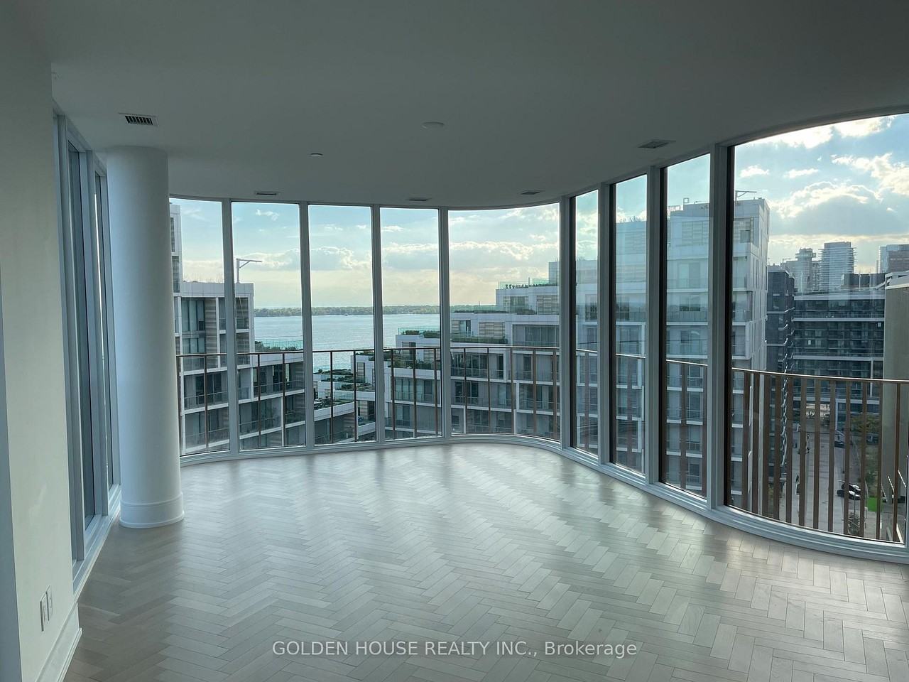 155 Merchants' Wharf #1222 - Photo 6 of 25