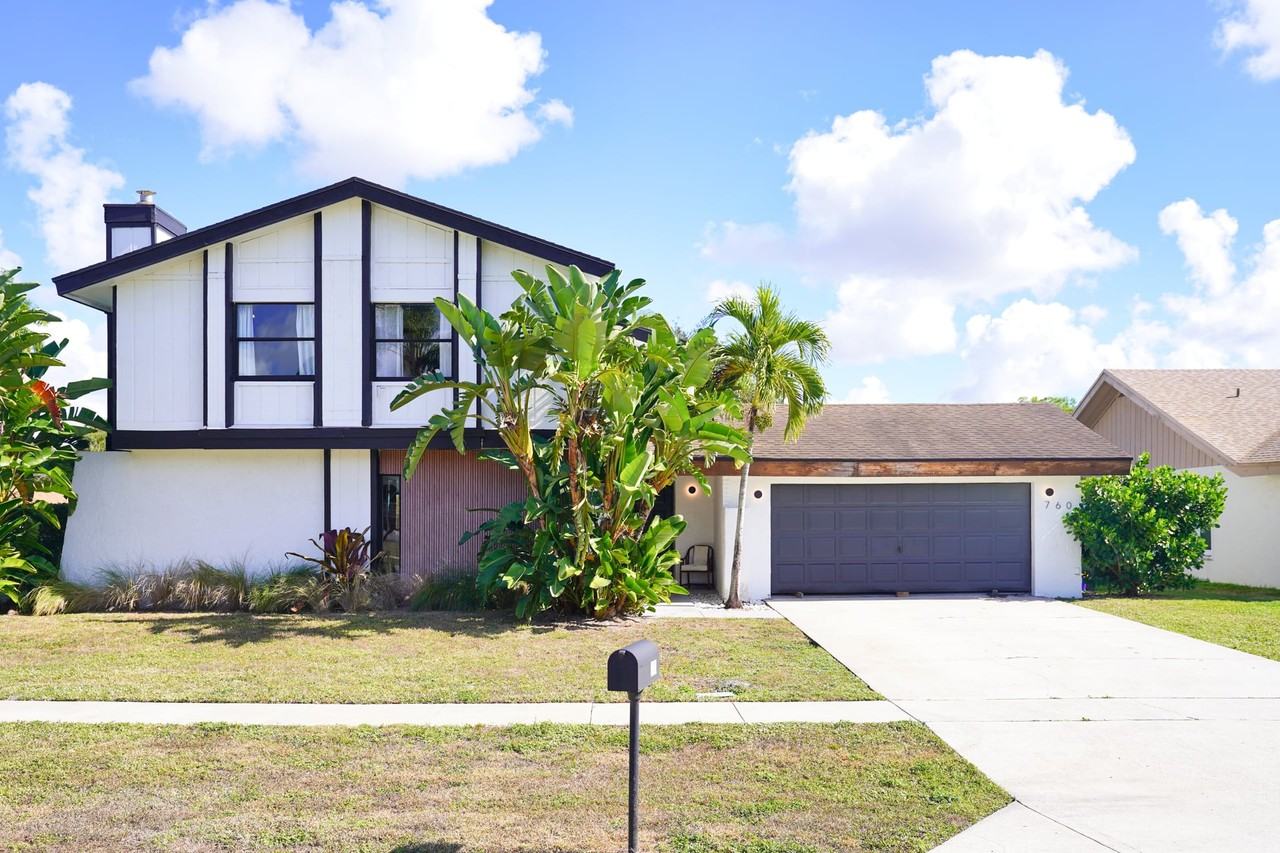 760 Windtree Way - Photo 5 of 51