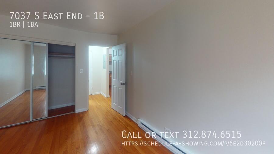 7037 S East End Ave #1B - Photo 4 of 8